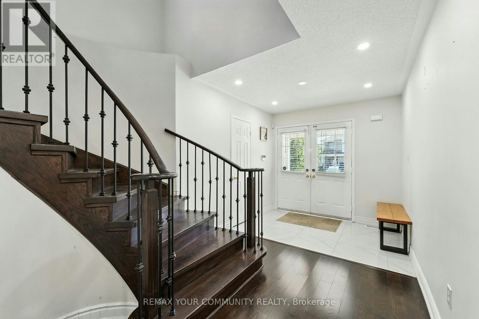 20 Capistro Street E, Brampton, ON, L7A 3H7 - 7