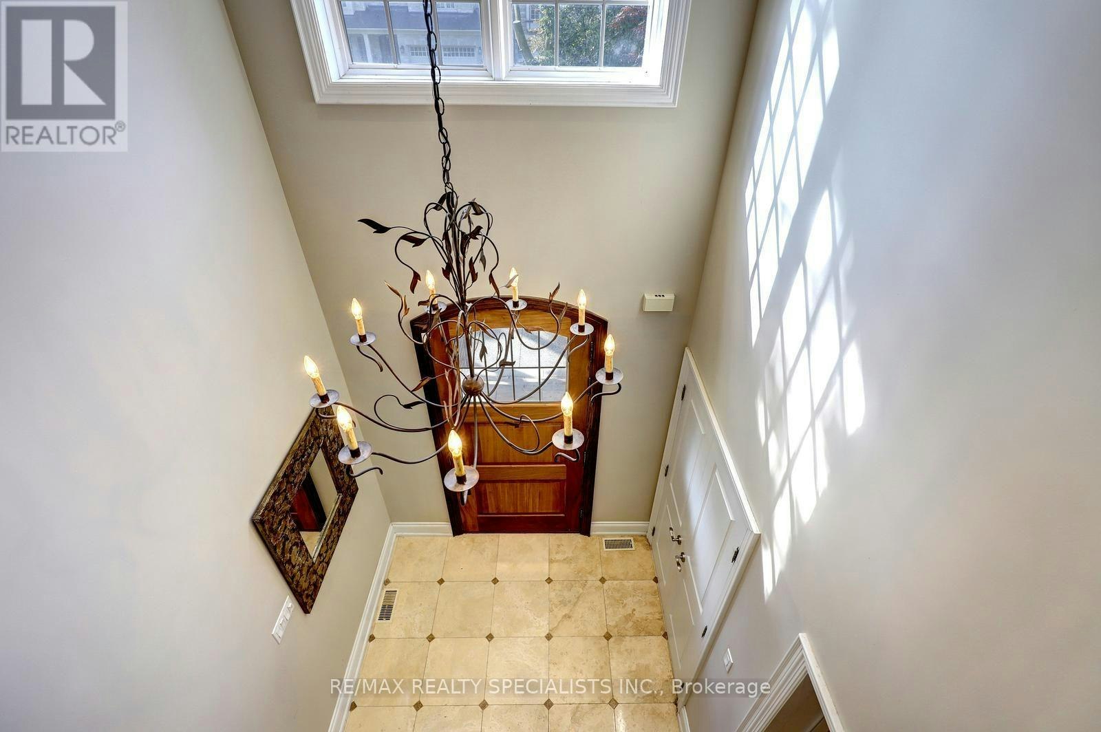 7 Fairlin Drive, Toronto, ON, M9B 4J1 - 21