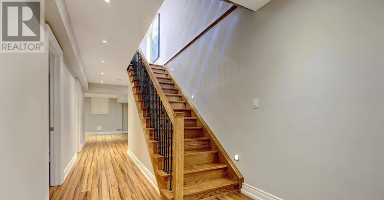 7 Fairlin Drive, Toronto, ON, M9B 4J1 - 35