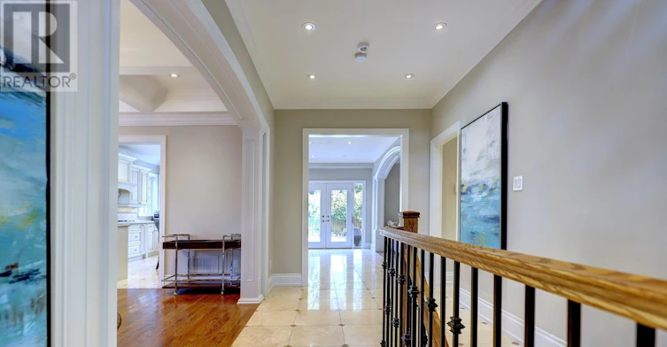 7 Fairlin Drive, Toronto, ON, M9B 4J1 - 9