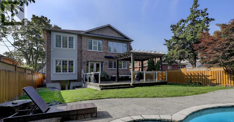 7 Fairlin Drive, Toronto, ON, M9B 4J1 - 47