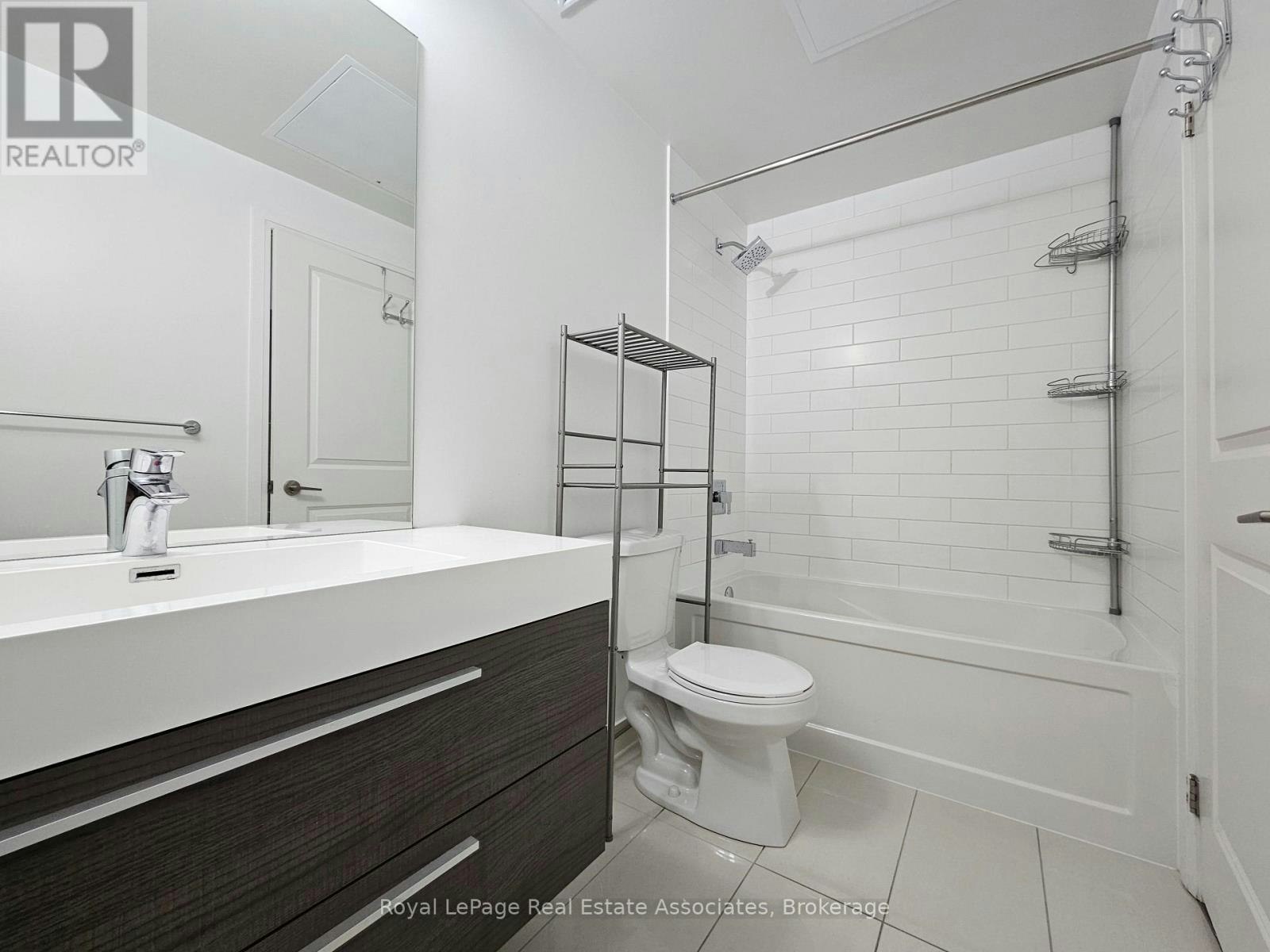 1810-15 Zorra Street, Toronto, ON, M8Z 0C1 - 10