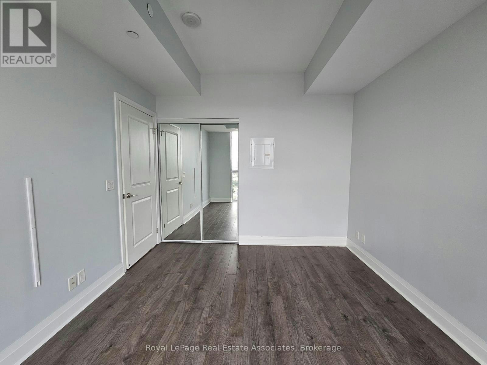 1810-15 Zorra Street, Toronto, ON, M8Z 0C1 - 8