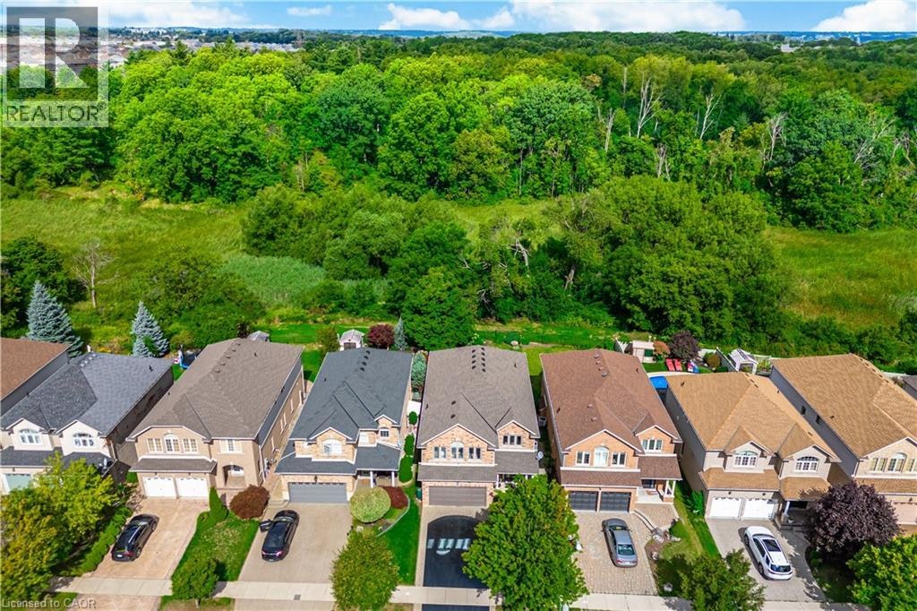 84 Meadowbank Drive, Hamilton, ON, L9B 2Y1