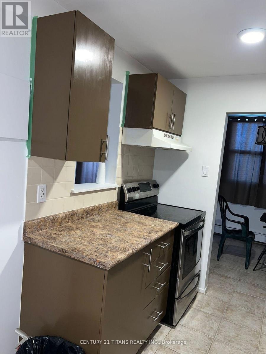 702-931 Wonderland Road, London, ON, N6K 2X6 - 4