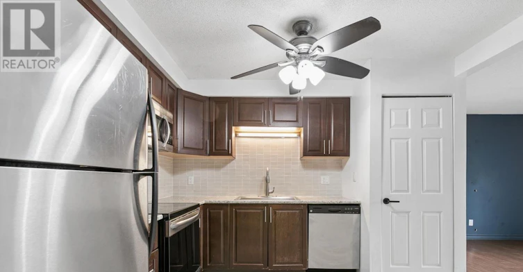 10-327 Northlake Drive, Waterloo, ON, N2V 1Z1 - 5