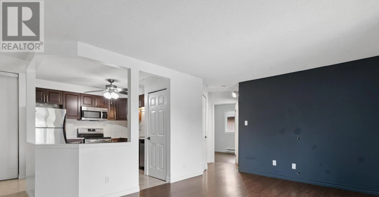 10-327 Northlake Drive, Waterloo, ON, N2V 1Z1