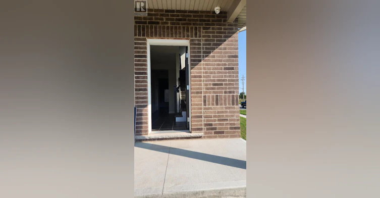 4 Sycamore Street, Welland, ON, L3C 0H8 - 5