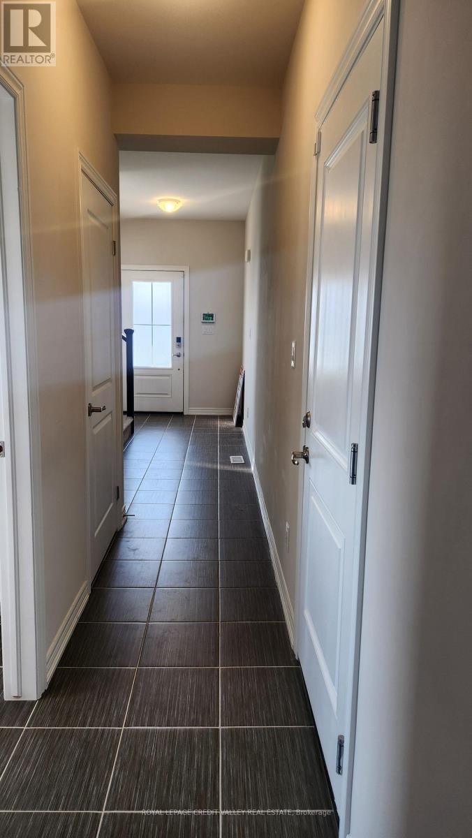 4 Sycamore Street, Welland, ON, L3C 0H8 - 9
