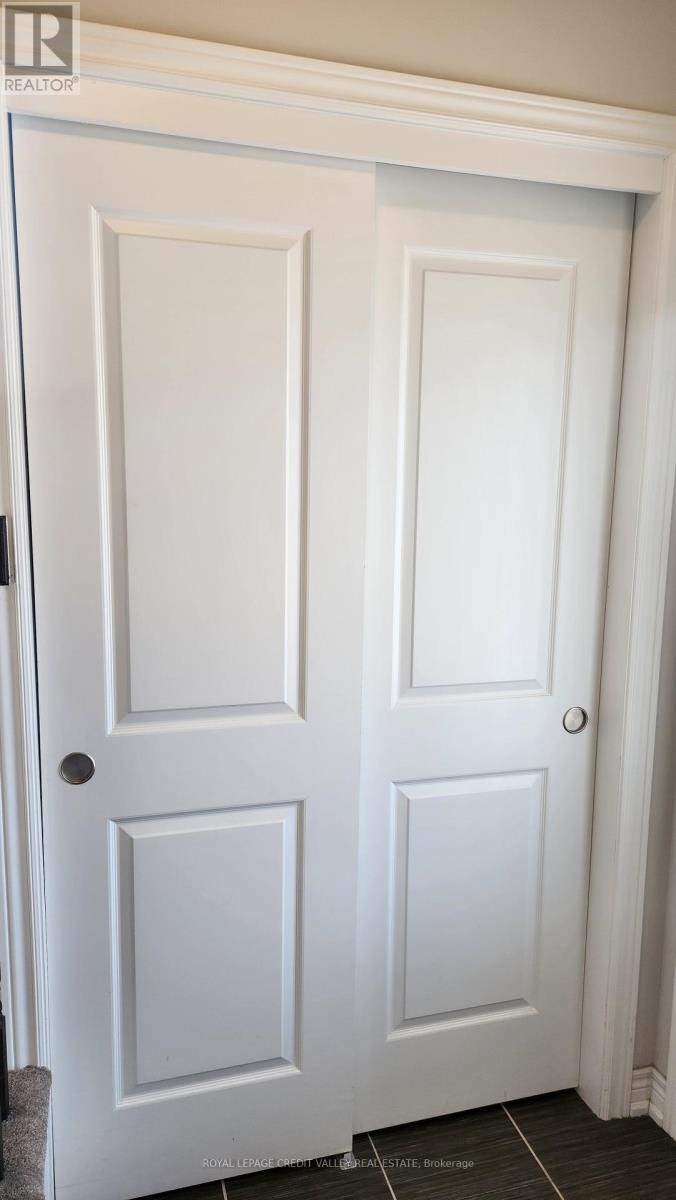 4 Sycamore Street, Welland, ON, L3C 0H8 - 7