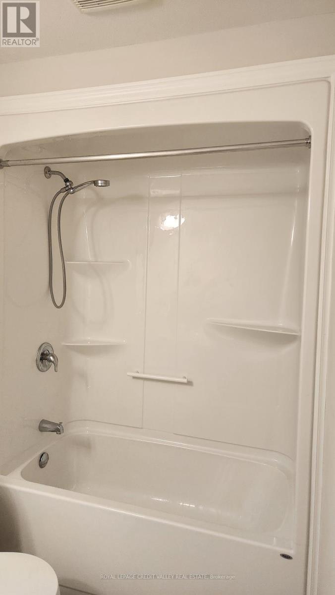 4 Sycamore Street, Welland, ON, L3C 0H8 - 24