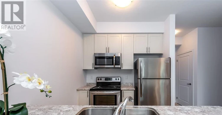 208-125 Shoreview Place, Hamilton, ON, L8E 0K3 - 7