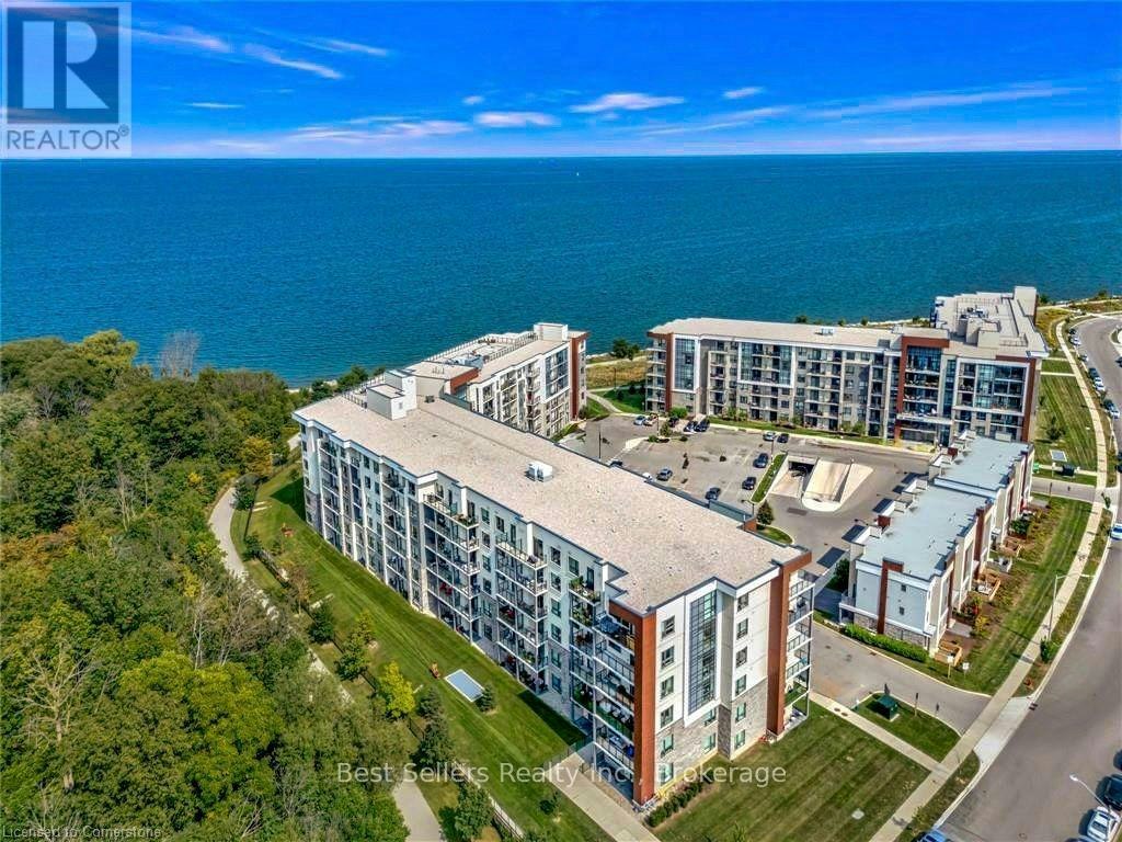 208-125 Shoreview Place, Hamilton, ON, L8E 0K3
