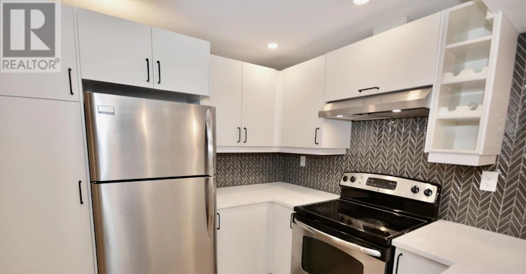LOWER-17 Inverness Avenue W, Hamilton, ON, L9C 1A1 - 5