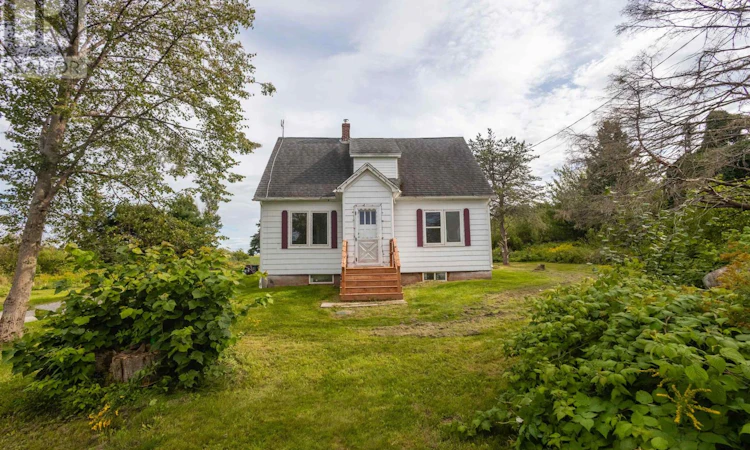 4062 Fort Augustus Road