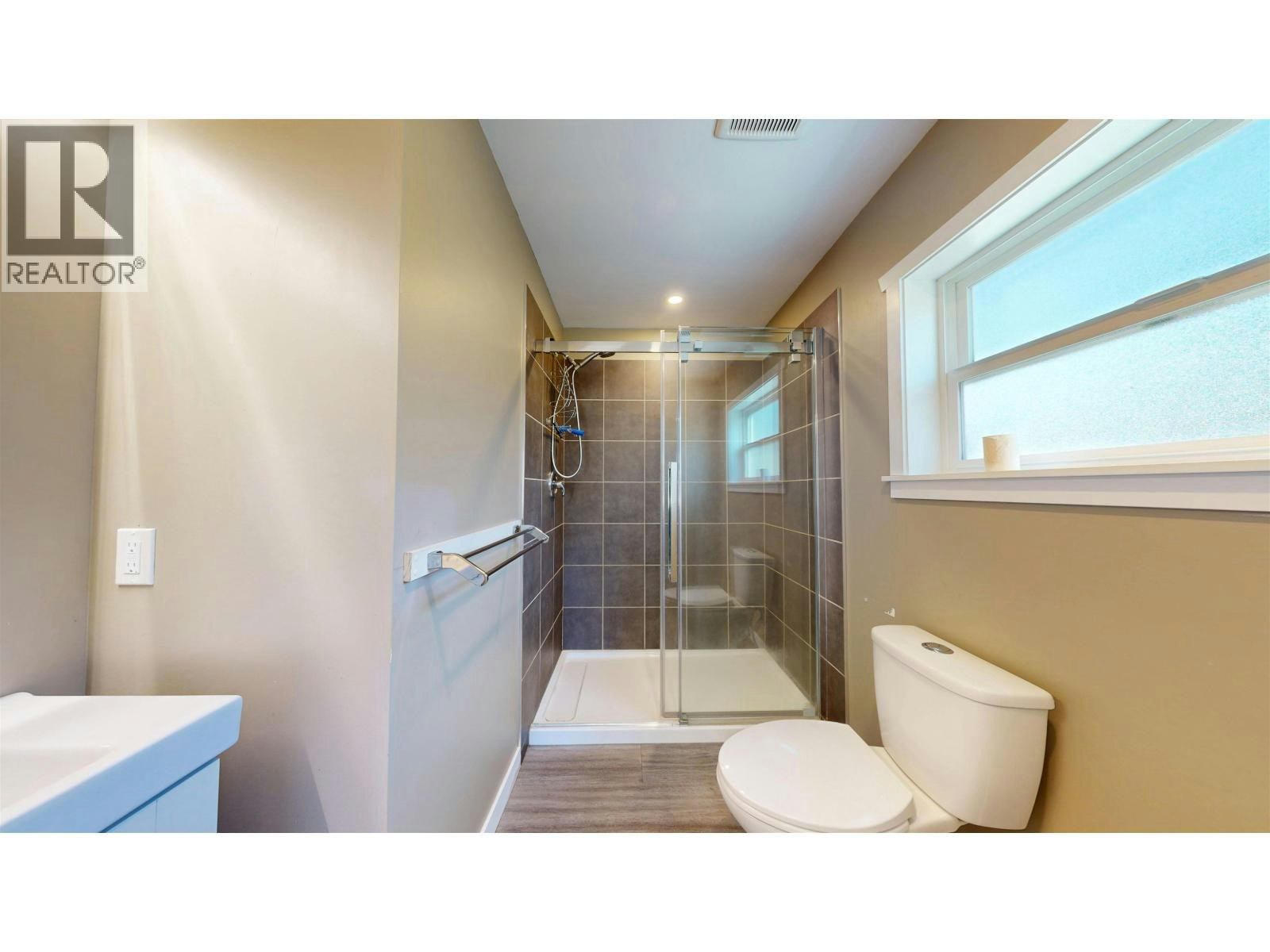 4942 Kyllo Road, 108 Mile Ranch, BC, V0K 2Z0 - 14