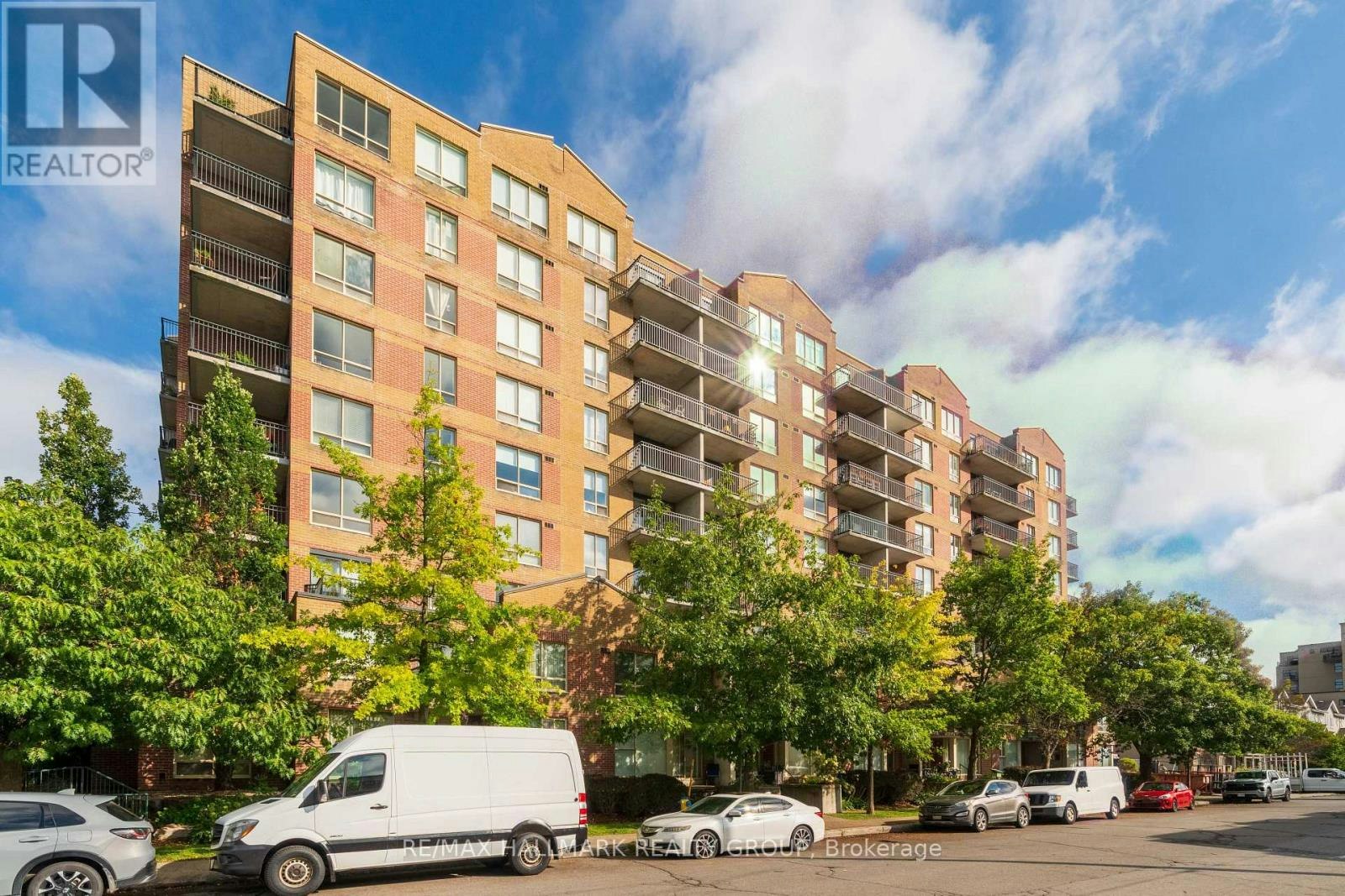 616-45 Holland Avenue, Ottawa, ON, K1Y 4S3