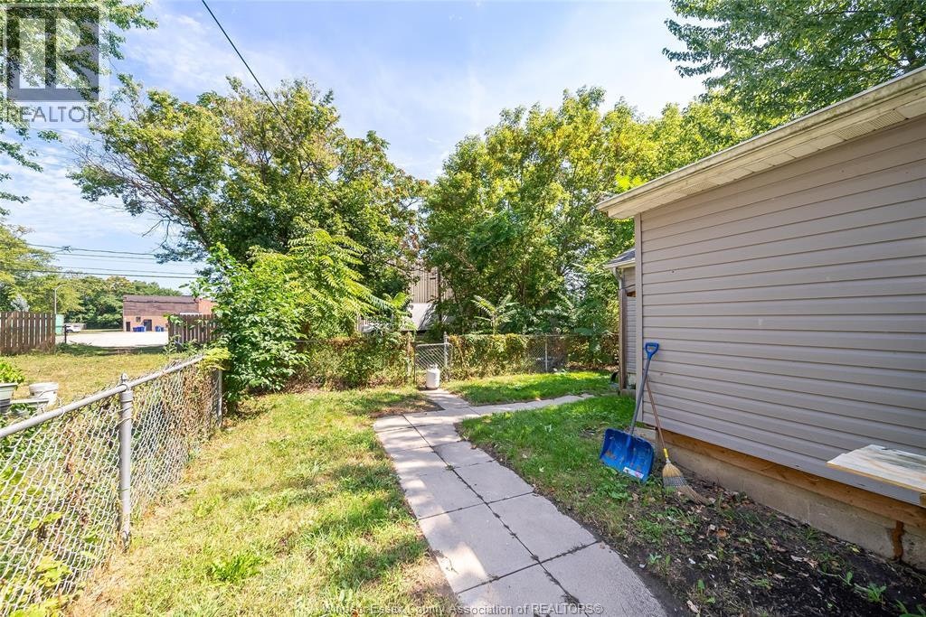 942 Maisonville, Windsor, ON, N8Y 3R9 - 29