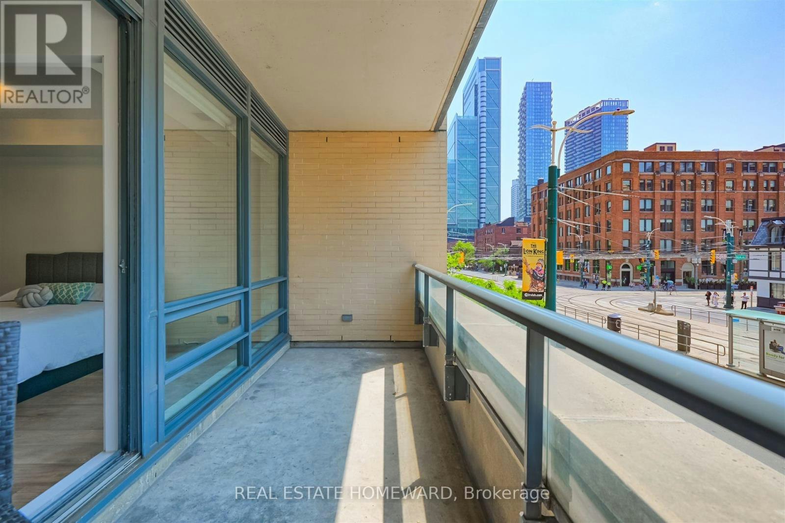 201-438 King Street W, Toronto, ON, M5V 3T9 - 17