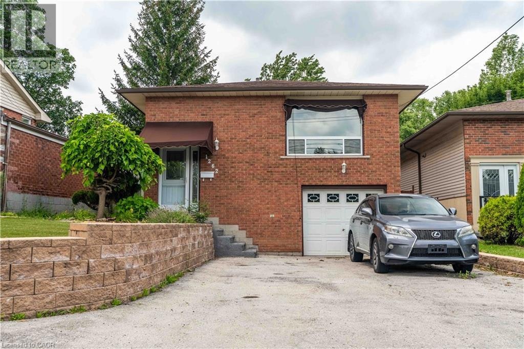 1262 Upper Gage Avenue, Hamilton, ON, L8W 1E4