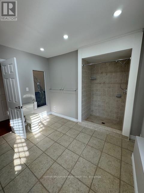 906 Liverpool Road, Pickering, ON, L1W 1S6 - 15