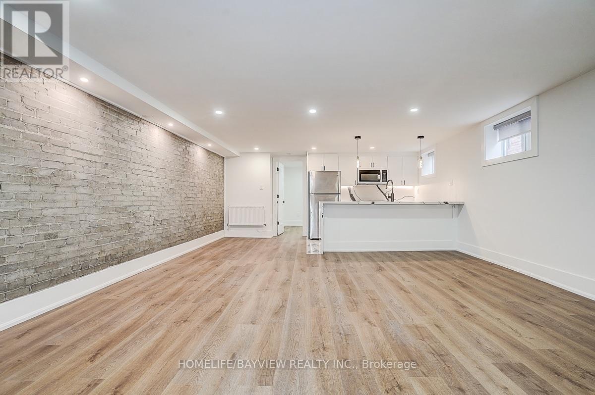 LOWER-43 Wineva Avenue, Toronto, ON, M4E 2T1 - 2