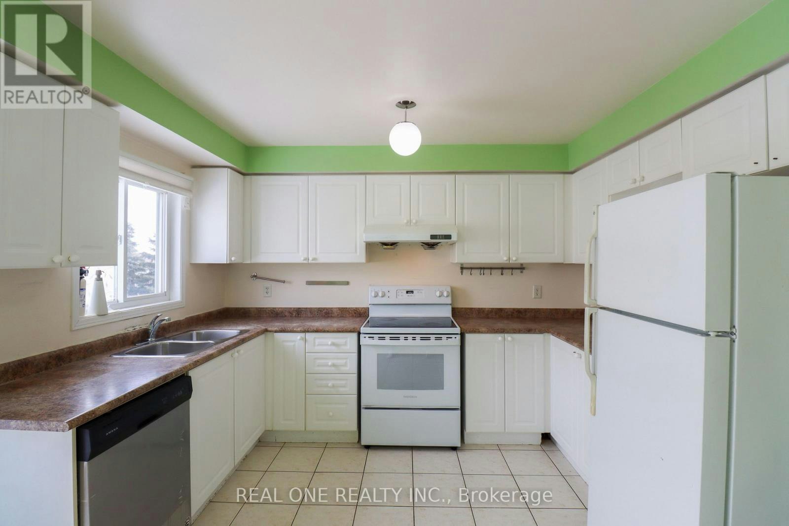 175-4950 Albina Way, Mississauga, ON, L4Z 4J7 - 9