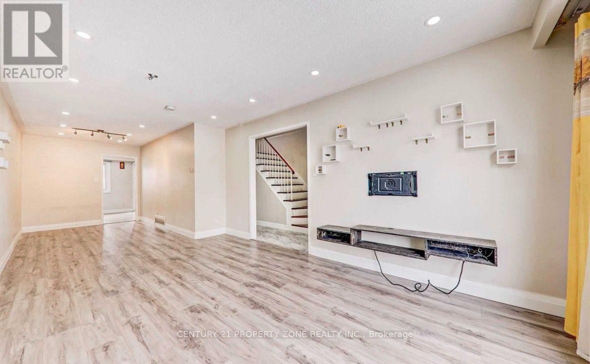 MAIN-346 Montego Road, Mississauga, ON, L5B 1C7 - 4