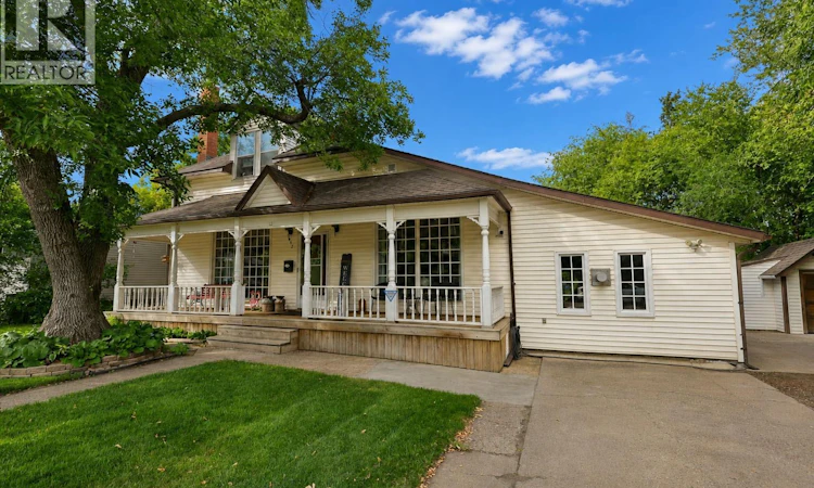 412 19th Street W