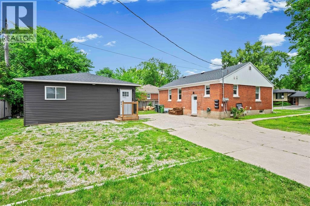 3495 Longfellow Avenue, Windsor, ON, N9E 2L8
