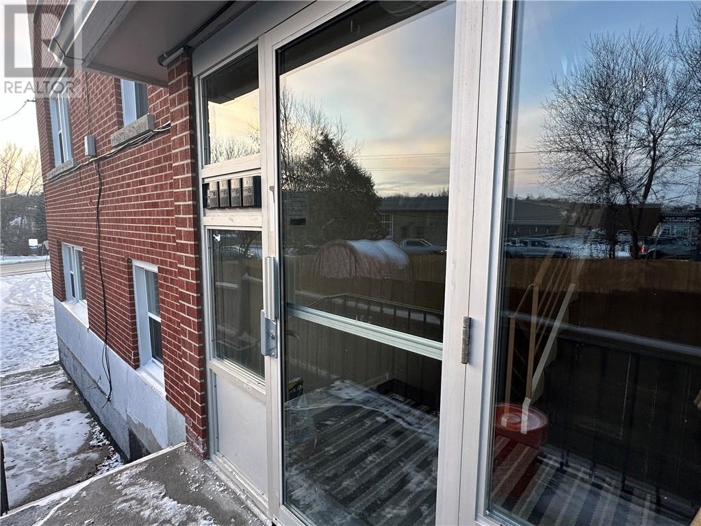 5-481 Ontario Street, Greater Sudbury, ON, P3E 4K4 - 4