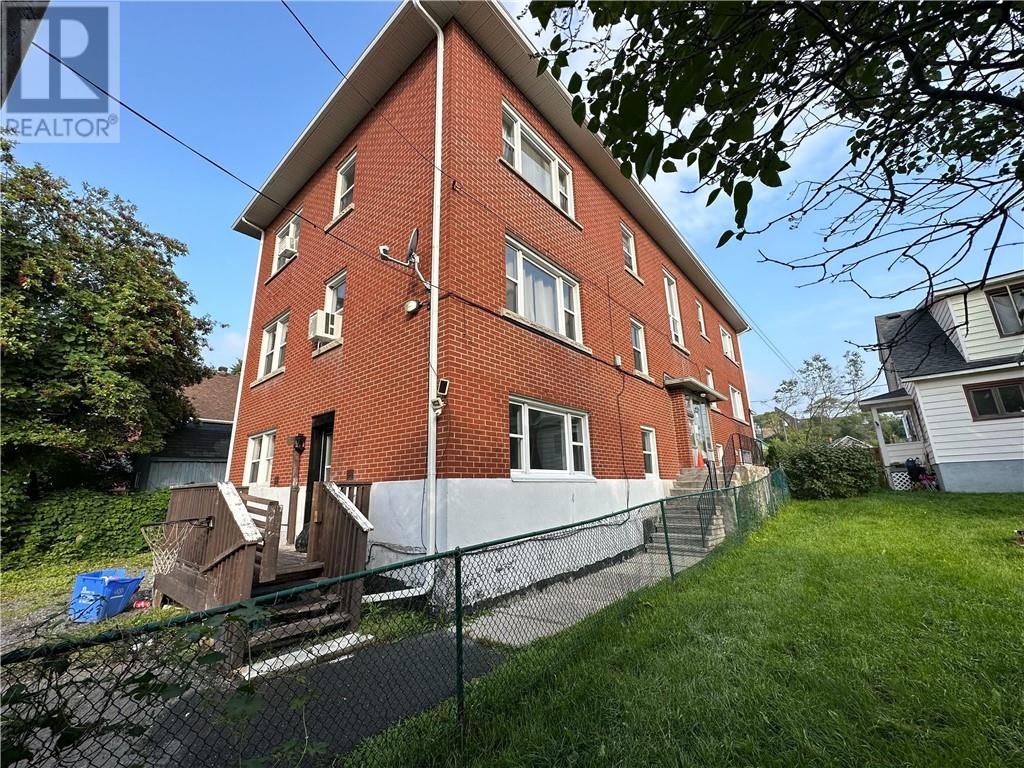 5-481 Ontario Street, Greater Sudbury, ON, P3E 4K4 - 2