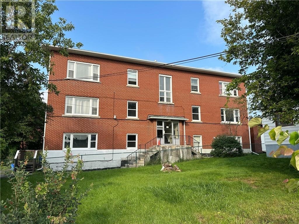 5-481 Ontario Street, Greater Sudbury, ON, P3E 4K4