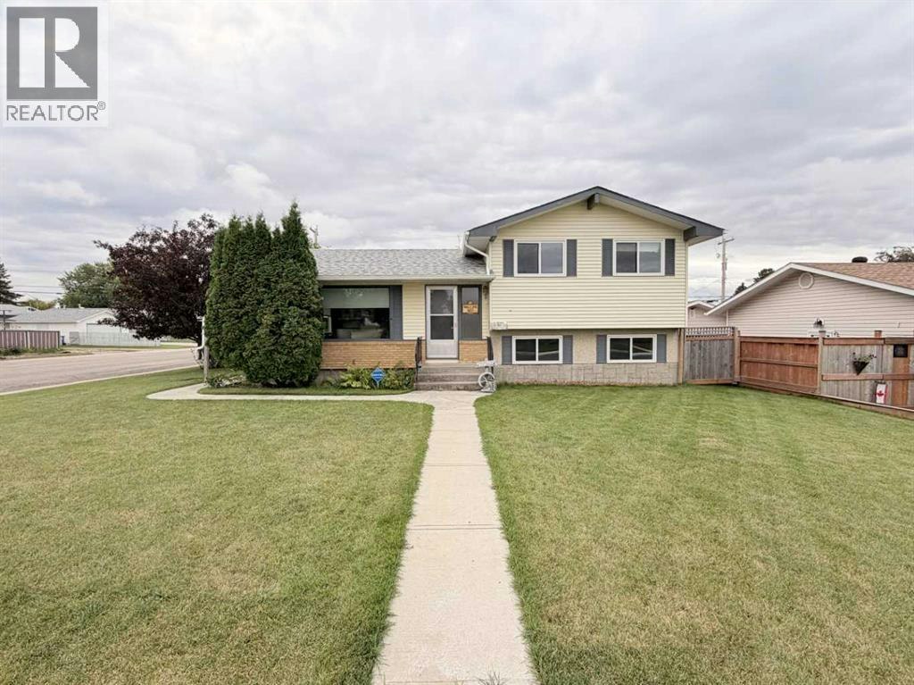 5103 40 Street, Innisfail, AB, T4G 1H8