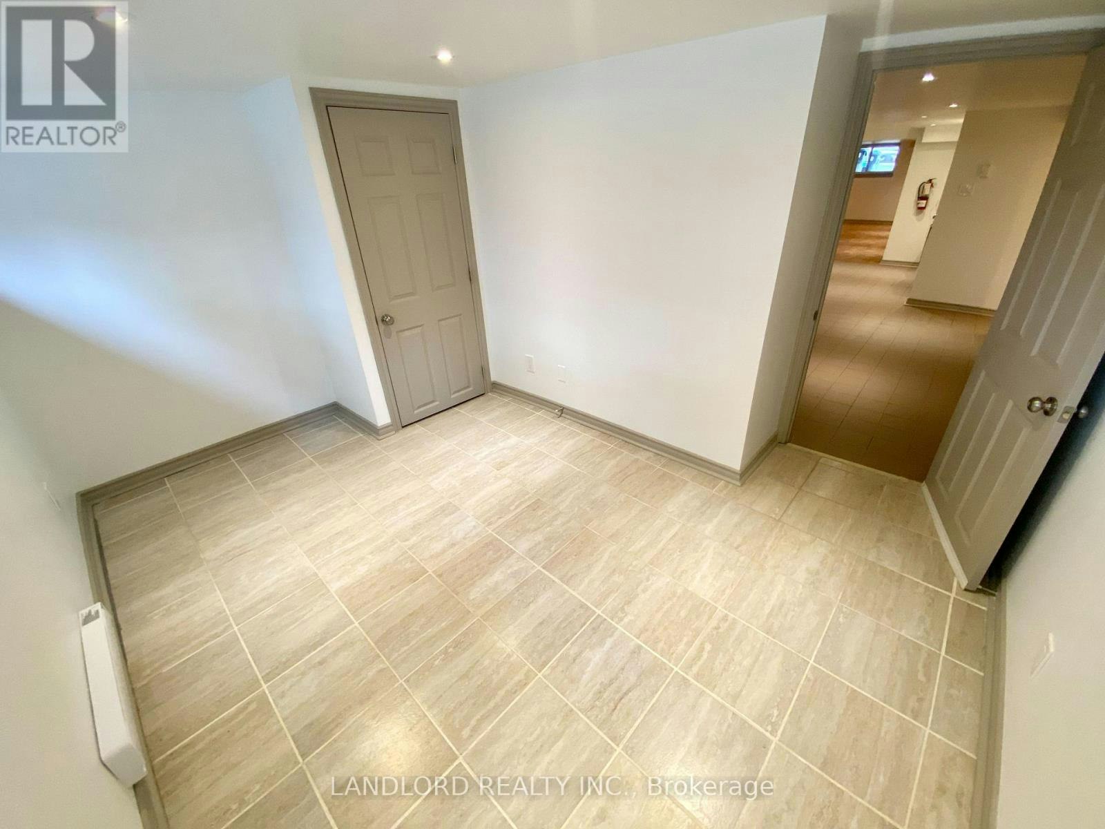 5-209 Madison Avenue, Toronto, ON, M5R 2S6 - 11