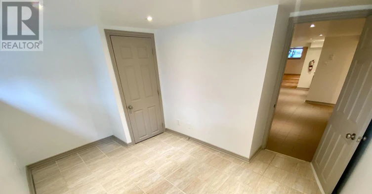 5-209 Madison Avenue, Toronto, ON, M5R 2S6 - 11