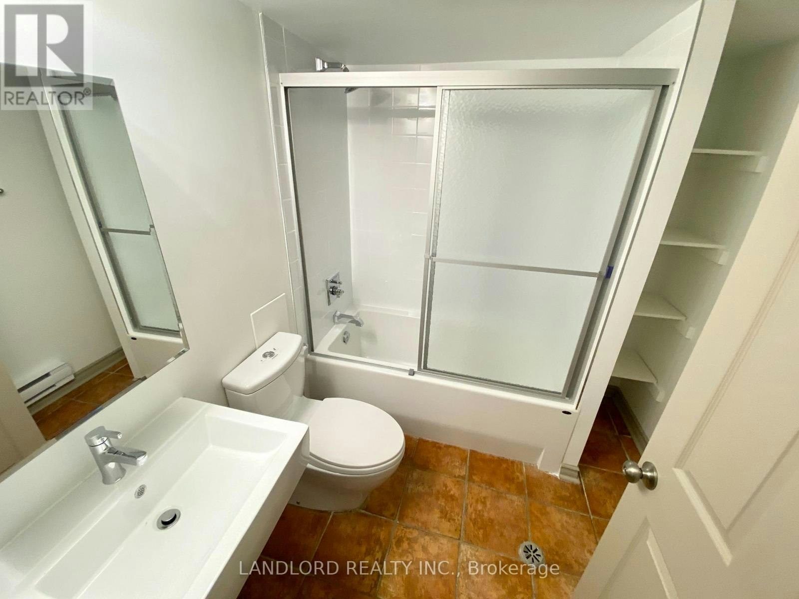 5-209 Madison Avenue, Toronto, ON, M5R 2S6 - 15