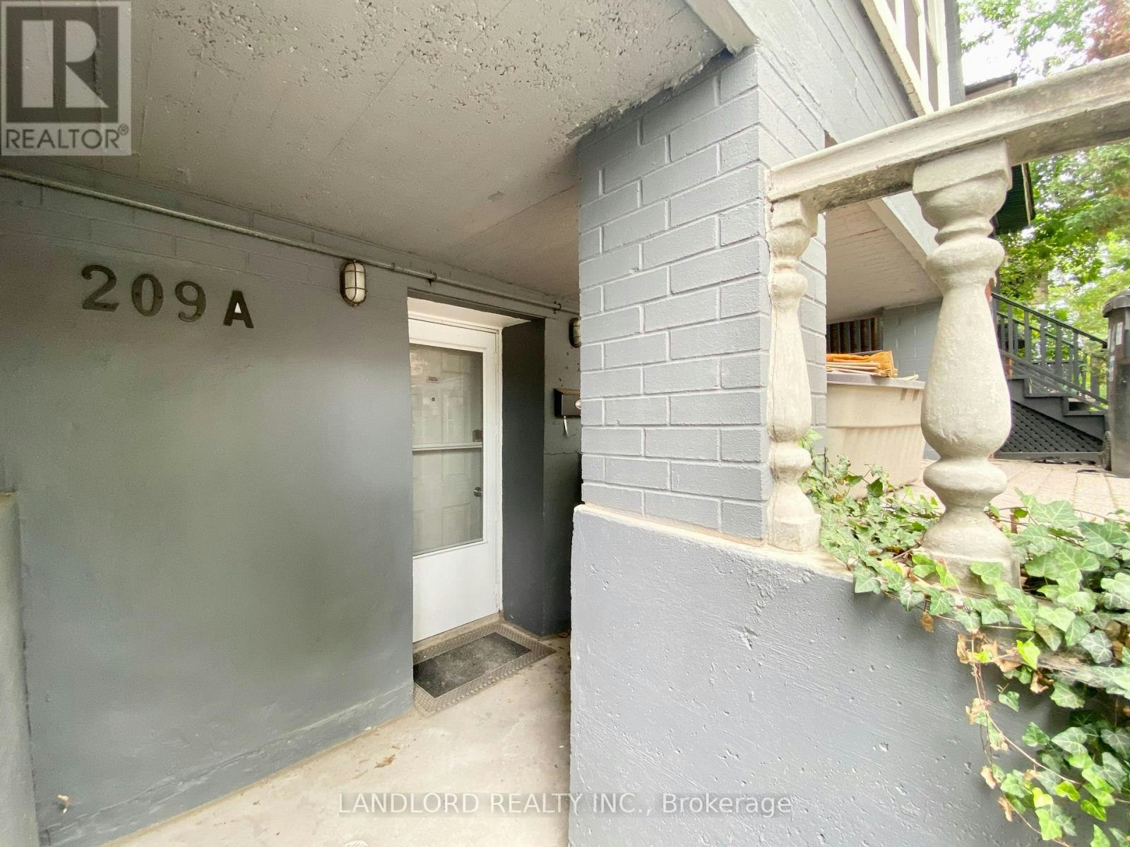 5-209 Madison Avenue, Toronto, ON, M5R 2S6 - 20