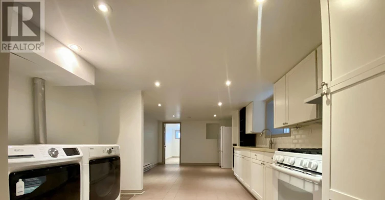 5-209 Madison Avenue, Toronto, ON, M5R 2S6 - 4