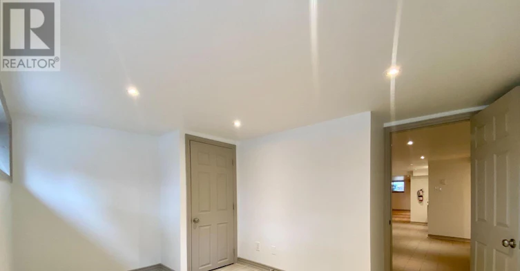 5-209 Madison Avenue, Toronto, ON, M5R 2S6 - 10