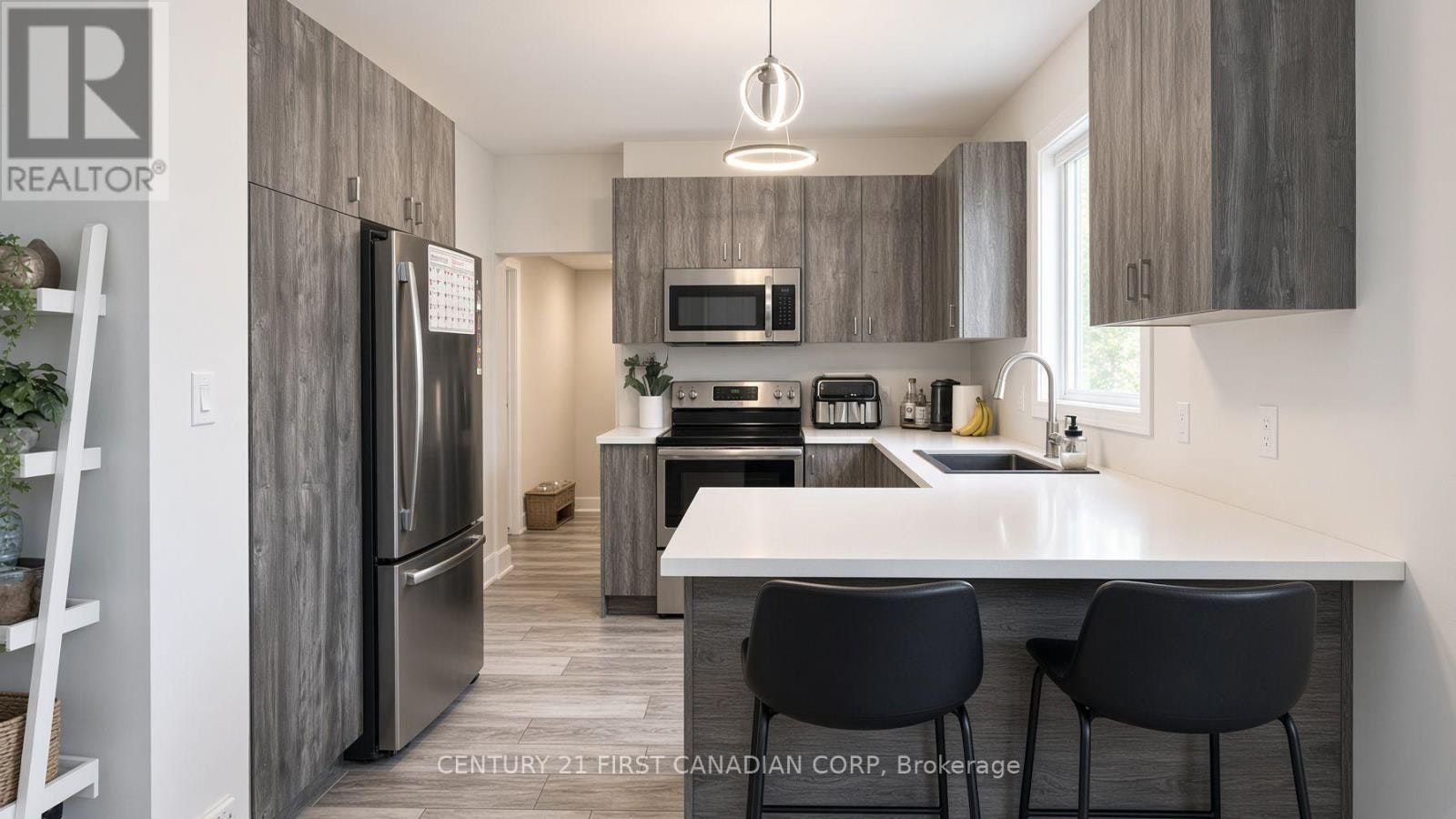 4 Elmwood Place, London, ON, N6J 1J2 - 8