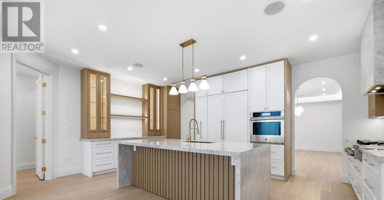 12 Valley Point Crescent, King, ON, L7B 0B7 - 11