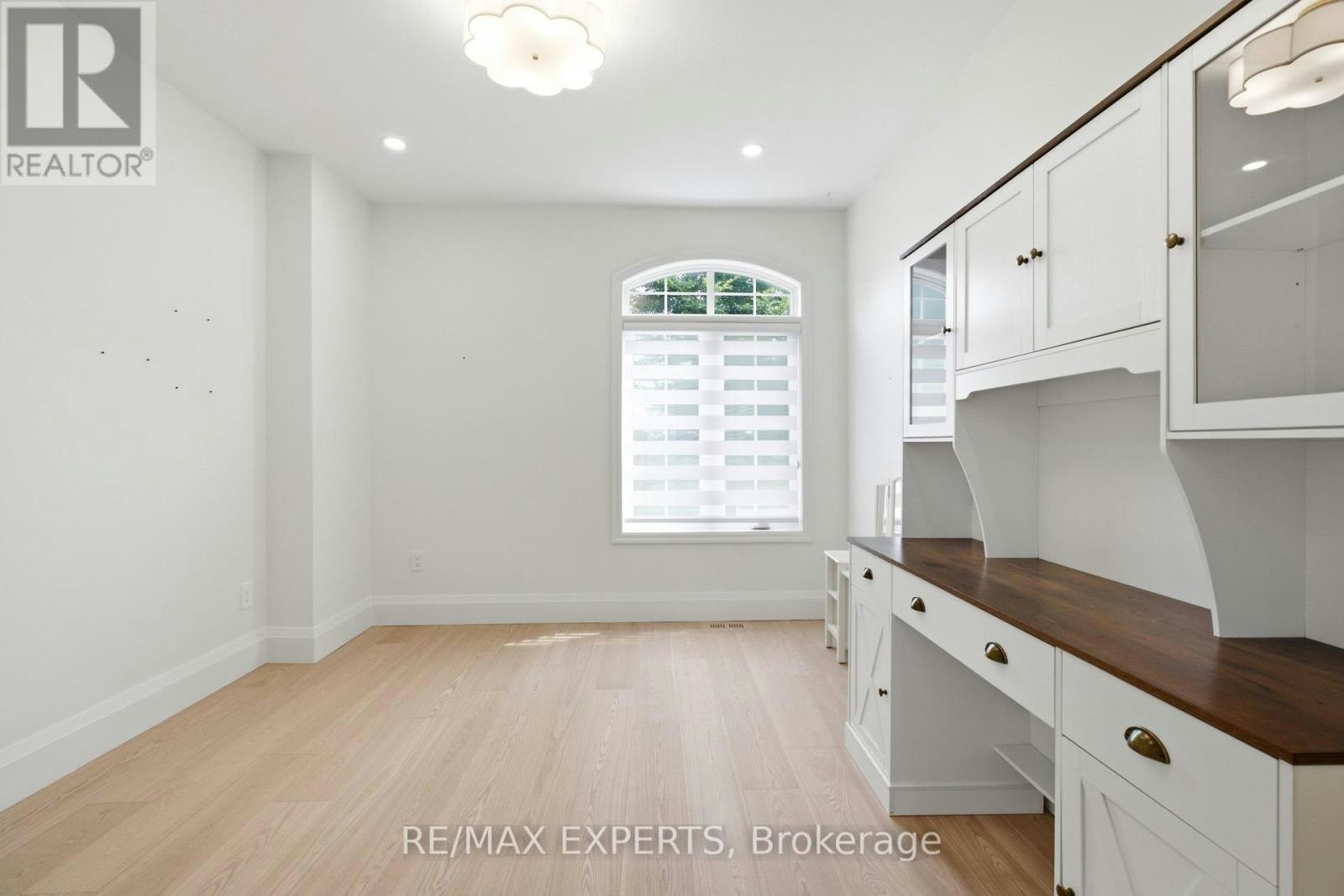 12 Valley Point Crescent, King, ON, L7B 0B7 - 26