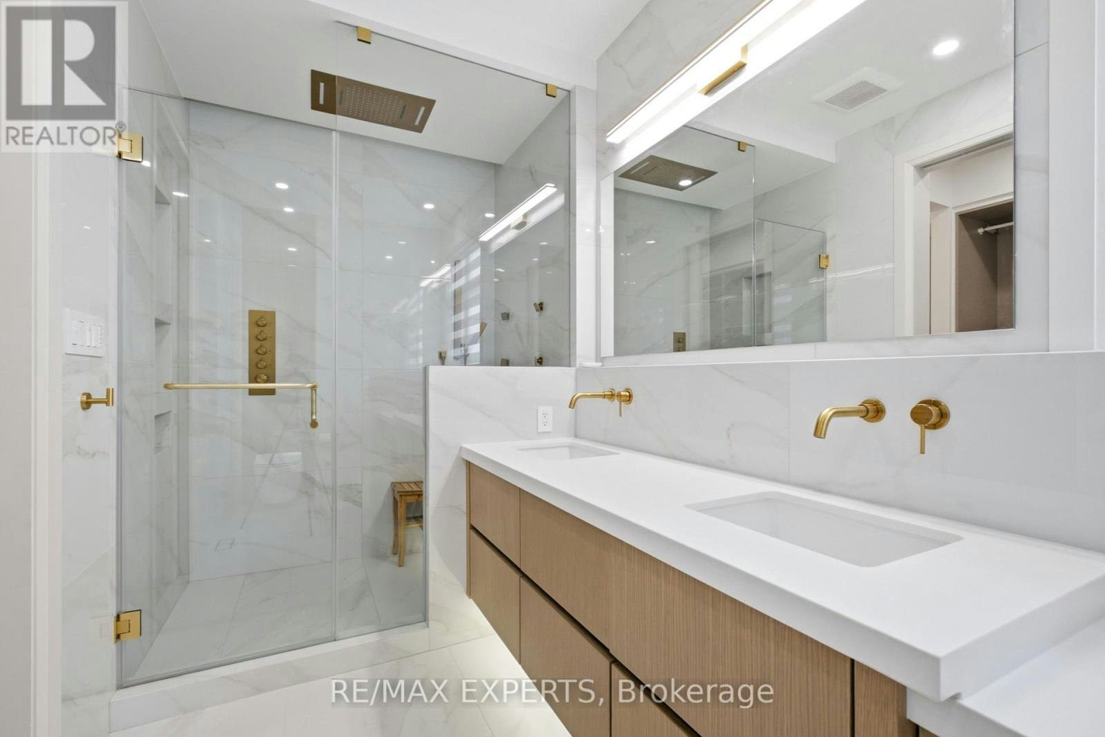 12 Valley Point Crescent, King, ON, L7B 0B7 - 24