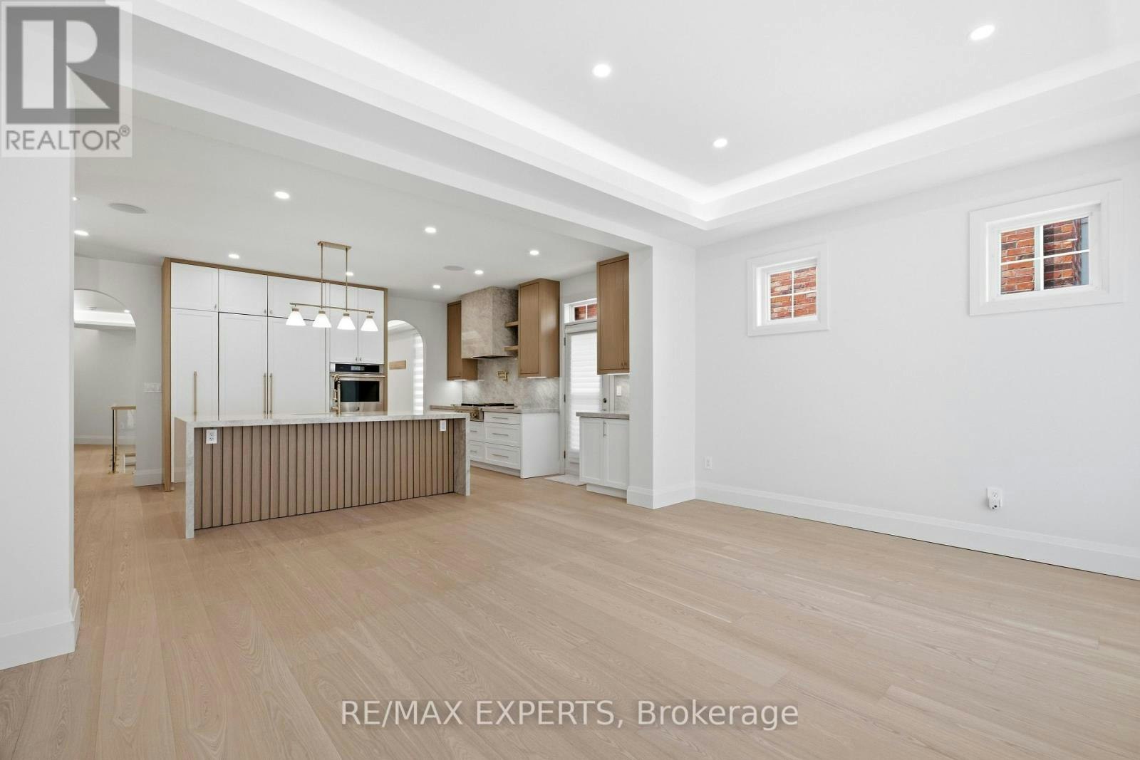 12 Valley Point Crescent, King, ON, L7B 0B7 - 19