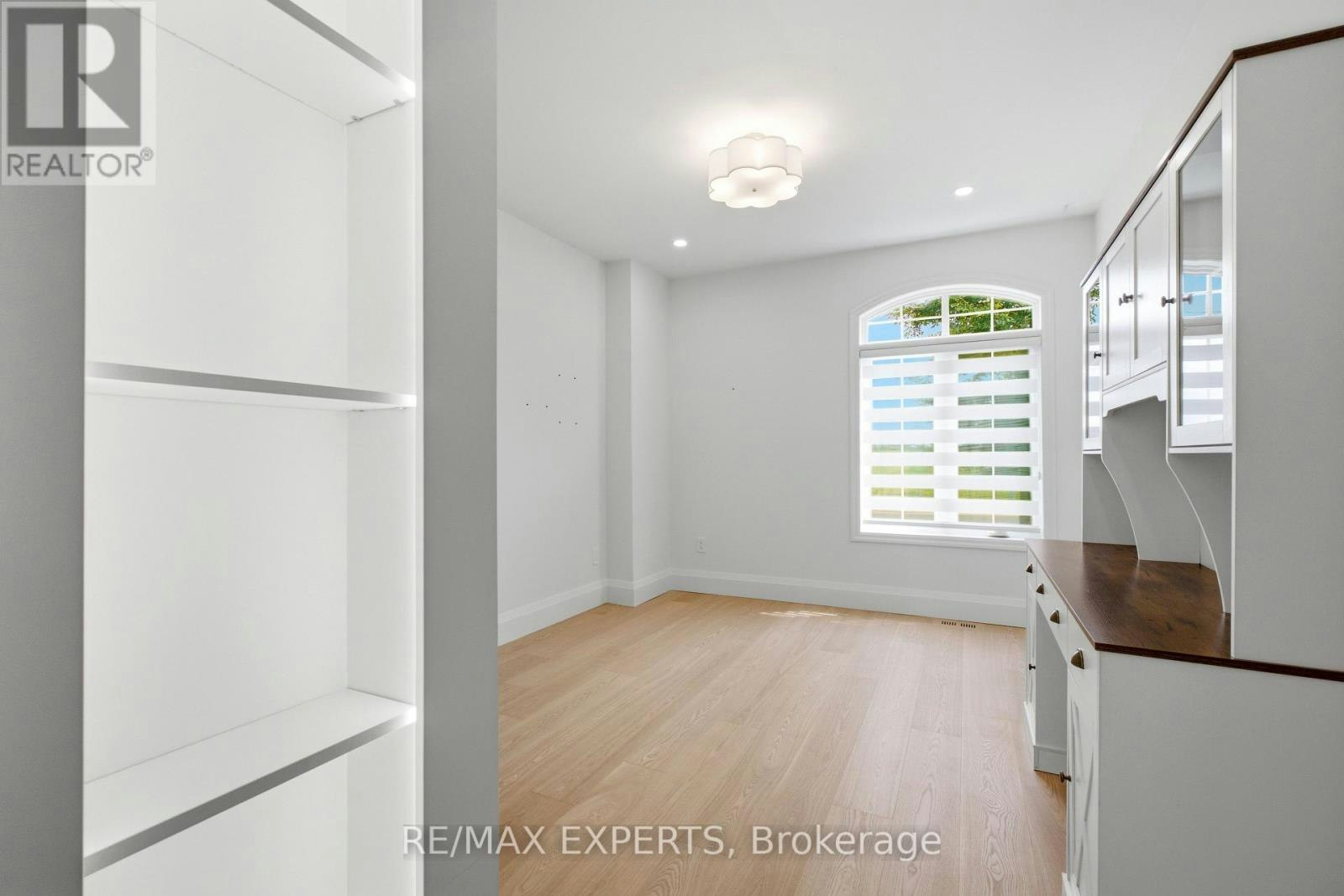 12 Valley Point Crescent, King, ON, L7B 0B7 - 25