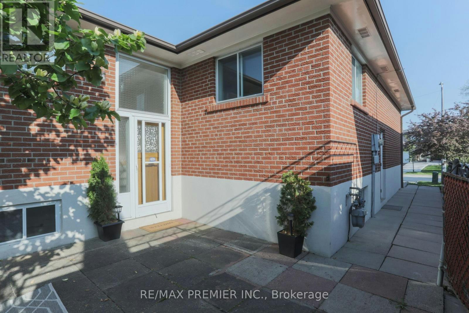 BSMT-86 Harris Crescent, Vaughan, ON, L4L 1R9 - 2