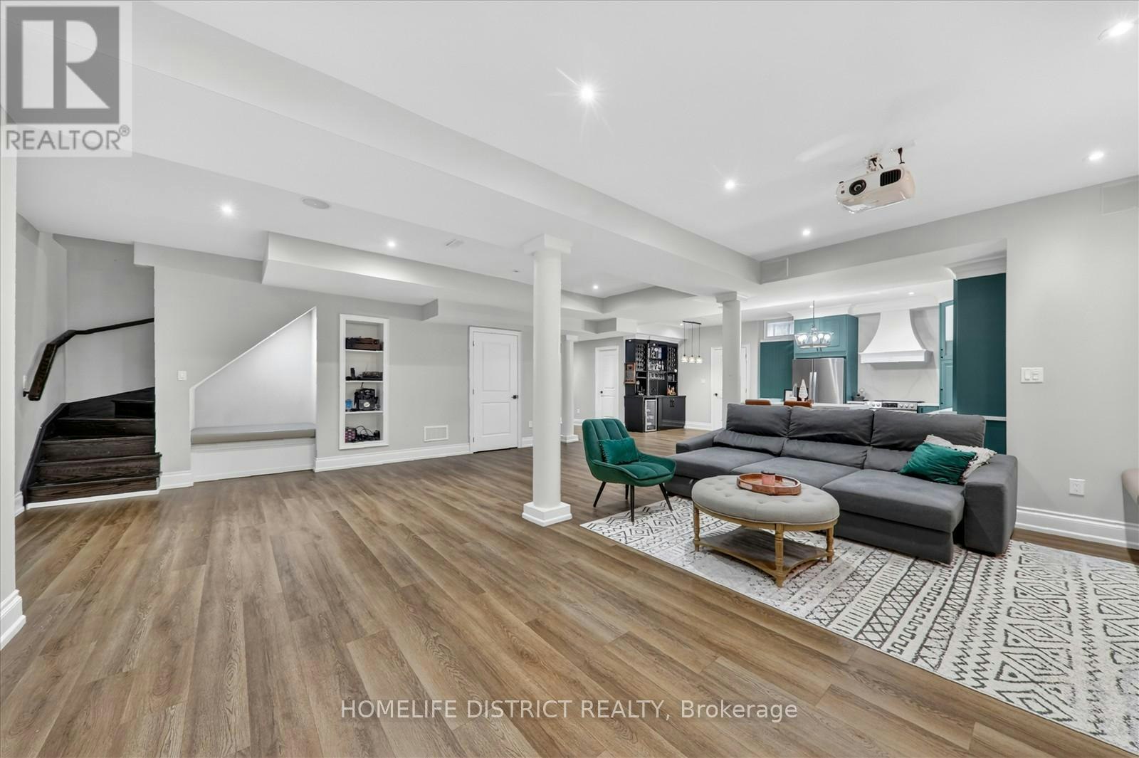 210 Cannes Avenue, Vaughan, ON, L4L 8L1 - 42