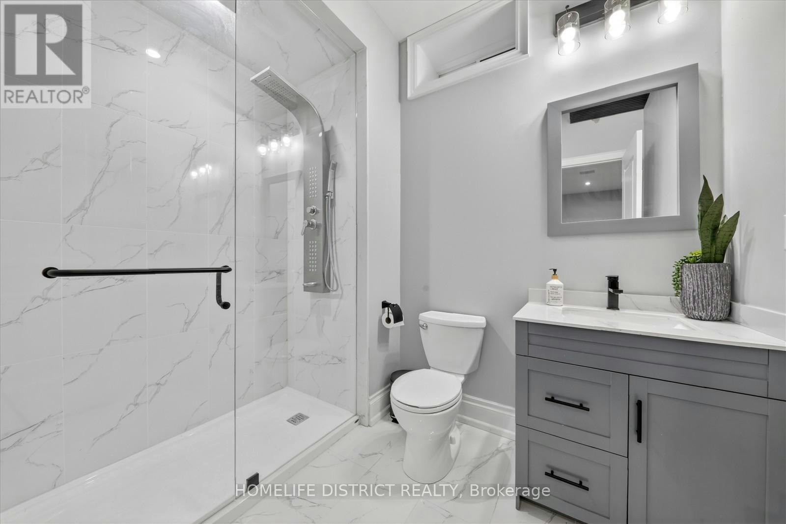 210 Cannes Avenue, Vaughan, ON, L4L 8L1 - 44