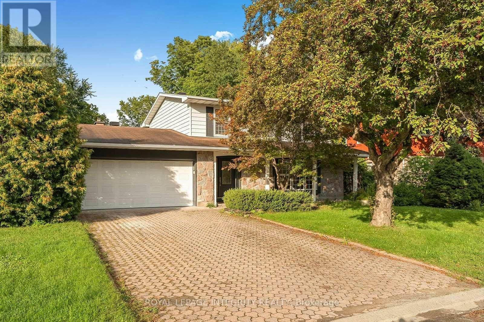 731 Ludgate Court, Ottawa, ON, K1J 8K8